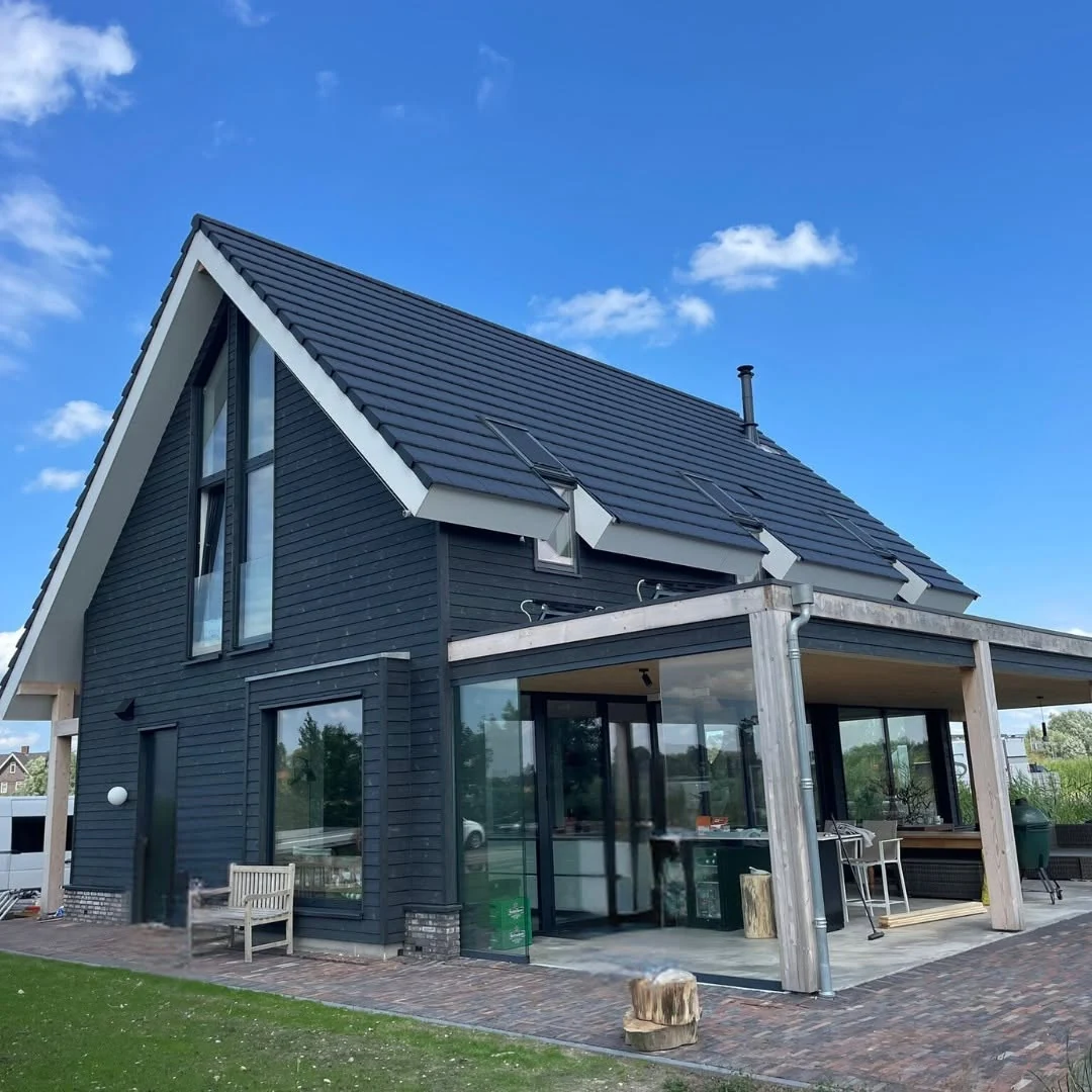 Pijnaker completed Timber Frame residence in the Netherlands