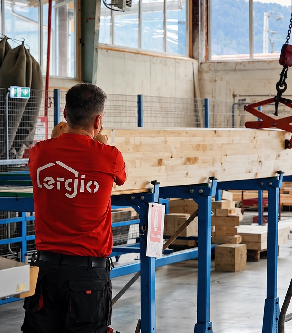 Robotised machining of timber components at ERGIO