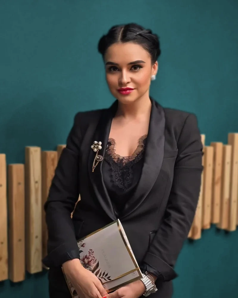 Raluca Păduraru, Spécialiste marketing & relations publiques chez ERGIO