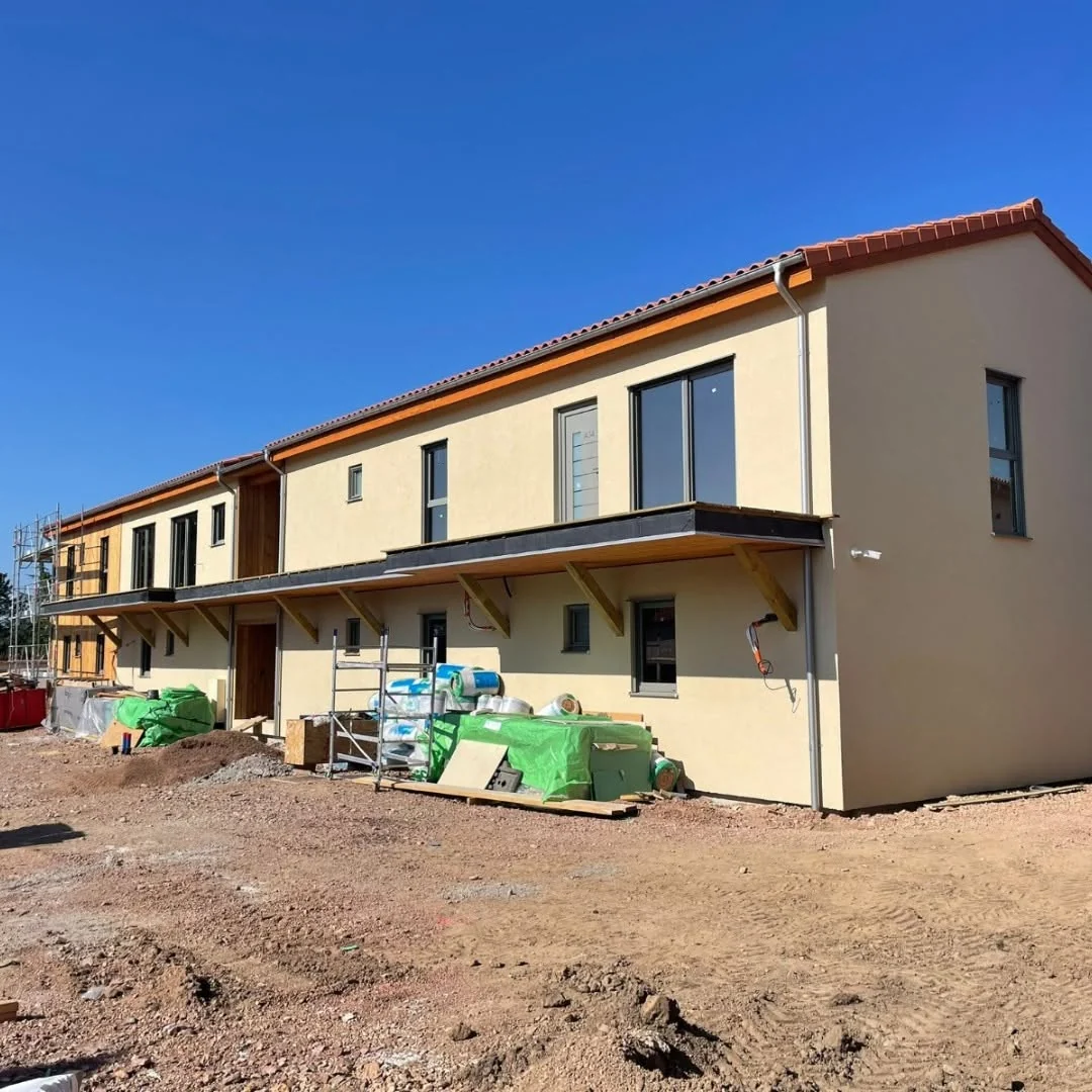 Completed façades and remaining exterior works at Village Seniors 1