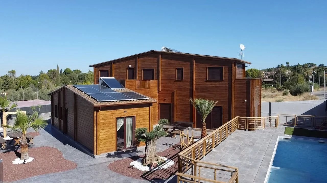 Yedra completed timber residence and pool area